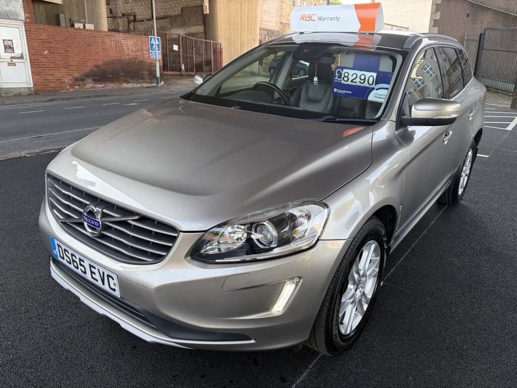 Volvo XC60 D4awd R-design White #20