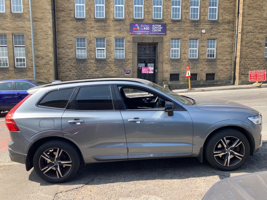 Volvo XC60 B4 R-design Red #4