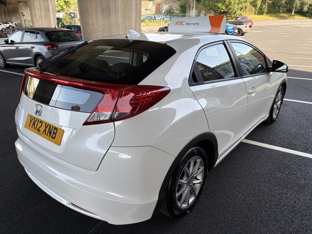 Honda Civic 1.8 I-vtec Ex Black #10