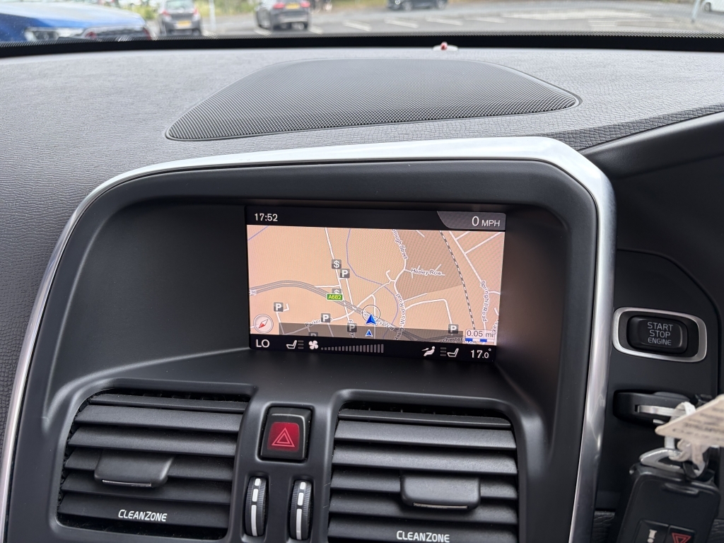 Volvo XC60 2.0 D4 R-design Nav Blue #69