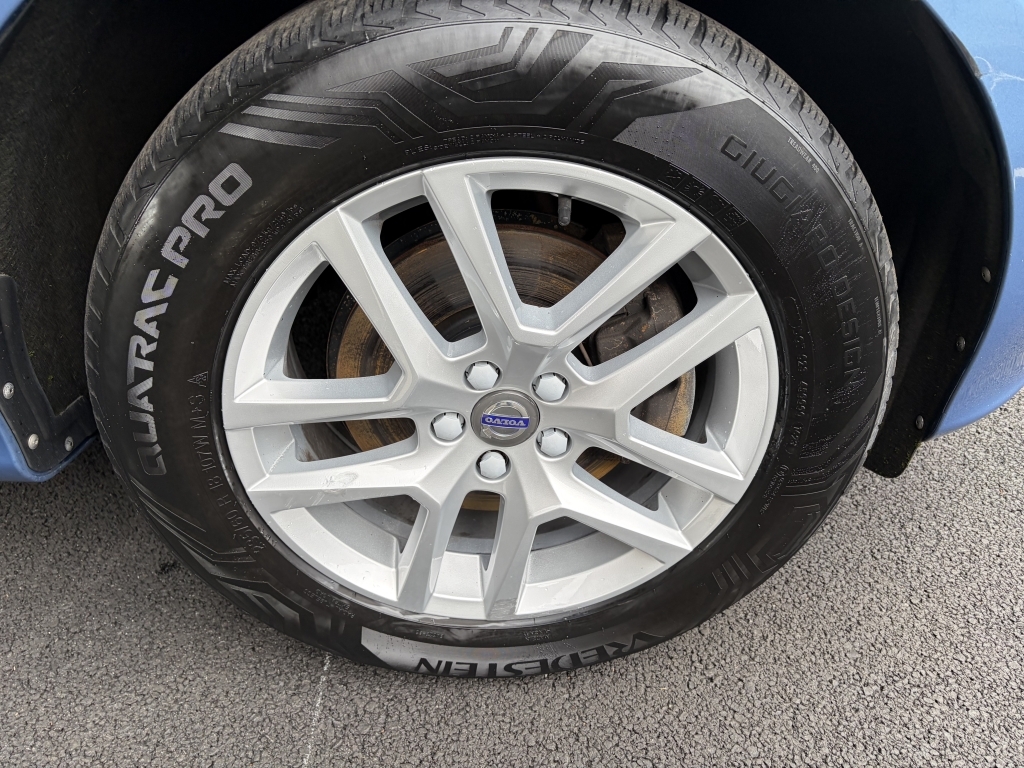 Volvo XC60 2.0 D4 R-design Nav Blue #22