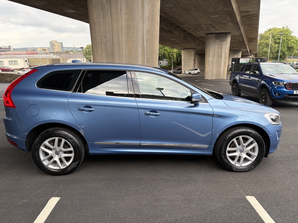Volvo XC60 2.0 D4 R-design Nav Blue #8