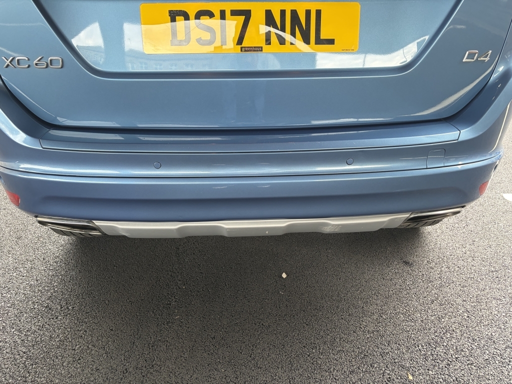Volvo XC60 2.0 D4 R-design Nav Blue #12