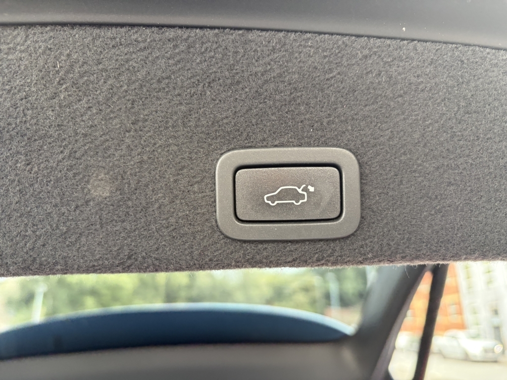 Volvo XC60 2.0 D4 R-design Nav Blue #41