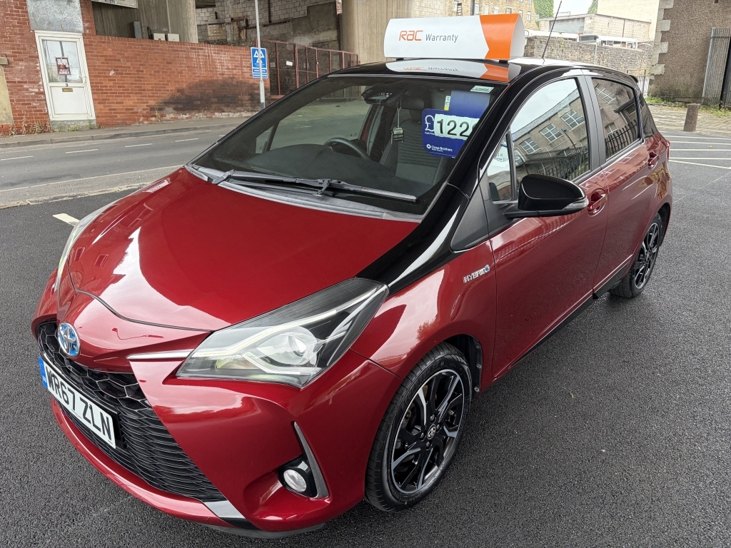 Toyota Yaris Hatchback Silver #20