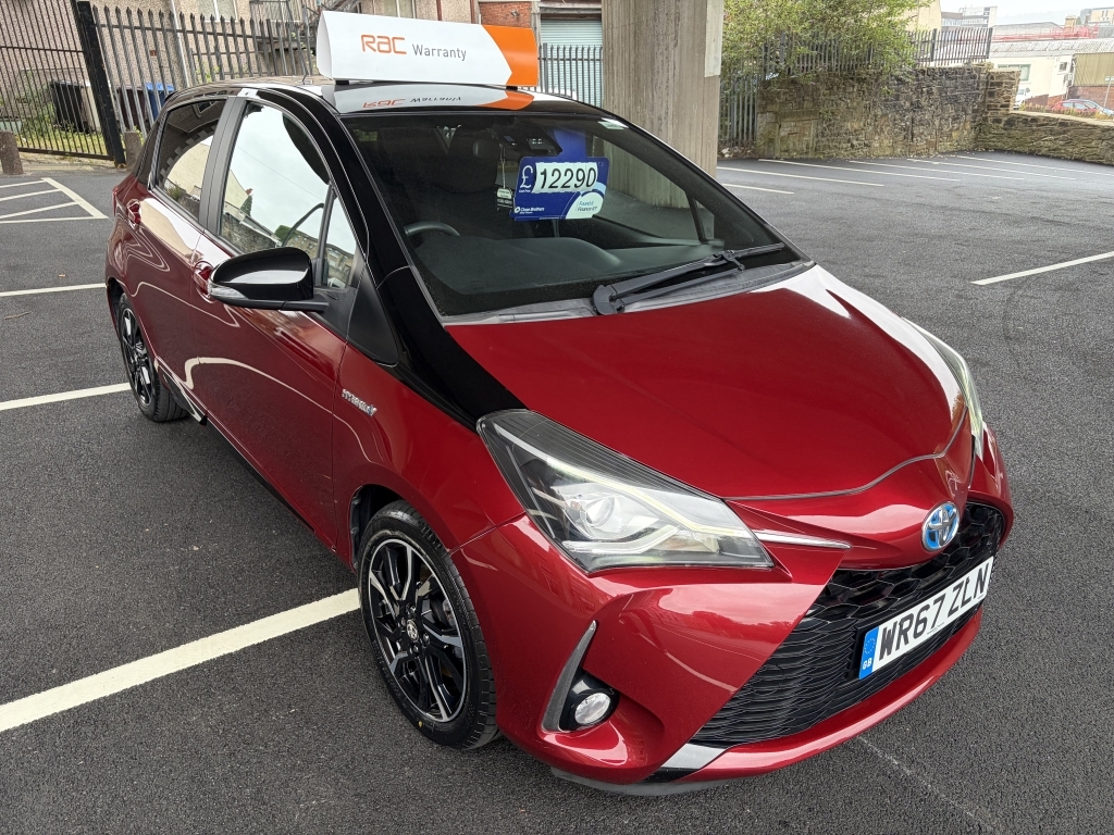 Toyota Yaris 1.5 Vvt-i Bi-tone Black