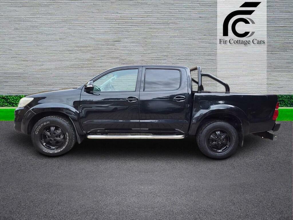 Toyota HILUX 3.0 D-4d Invincible 4Wd Euro 5 Black #2