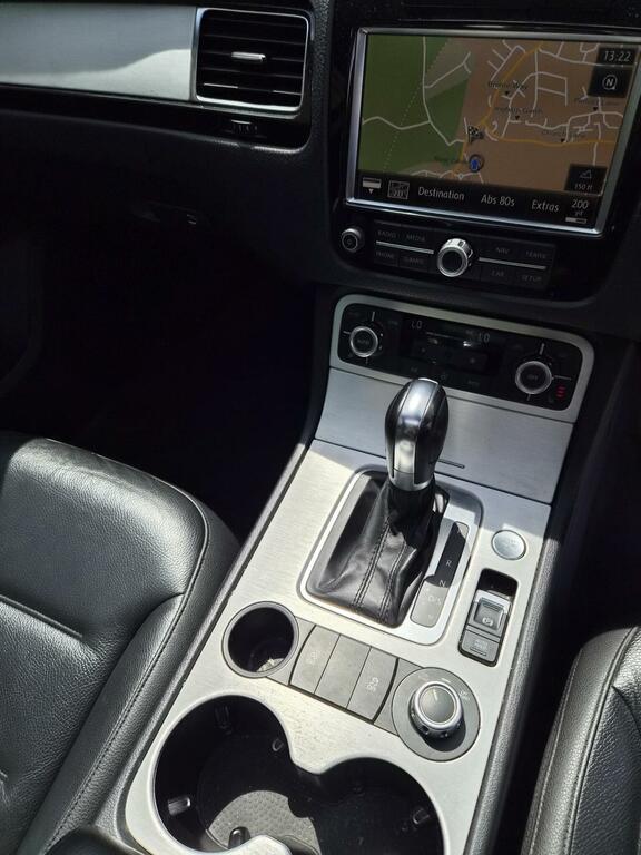 Volkswagen Touareg #9