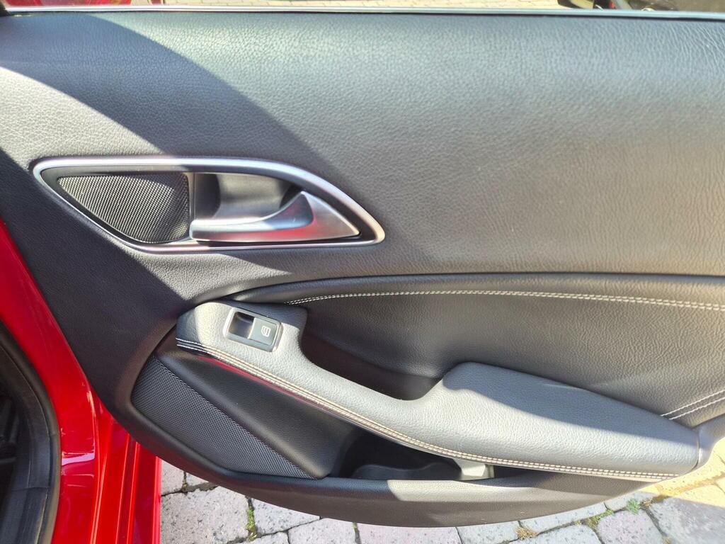 Mercedes-Benz A Class 1.5 A180 Silver #17