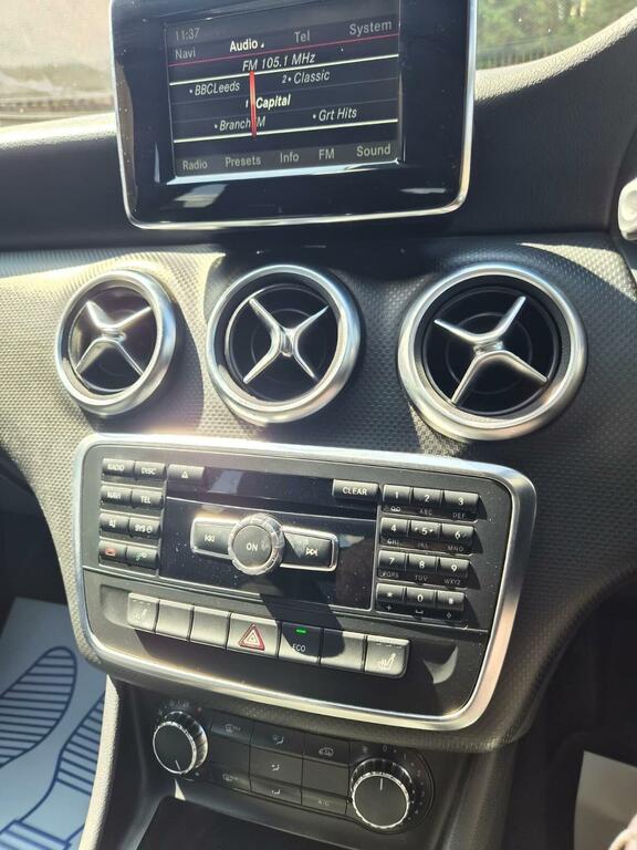 Mercedes-Benz A Class 1.5 A180 Silver #24