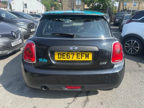 Mini Hatch 2017 67 One Black #6