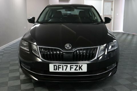 Skoda Octavia 2017 17 Se DF17FZK Black