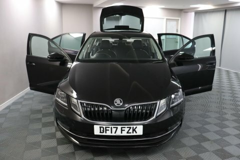 Skoda Octavia 2017 17 Se DF17FZK Black #3