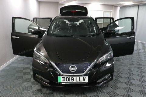 Nissan Leaf 40 Kwh 2019 Black #6