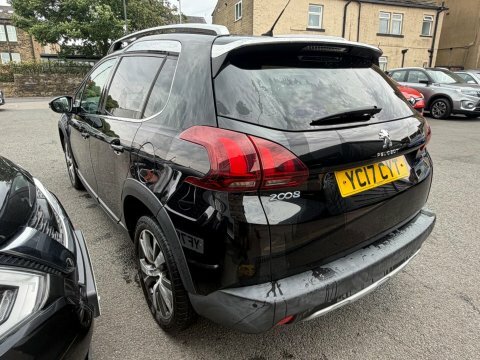 Peugeot 2008 2017 17 Puretech Black #4