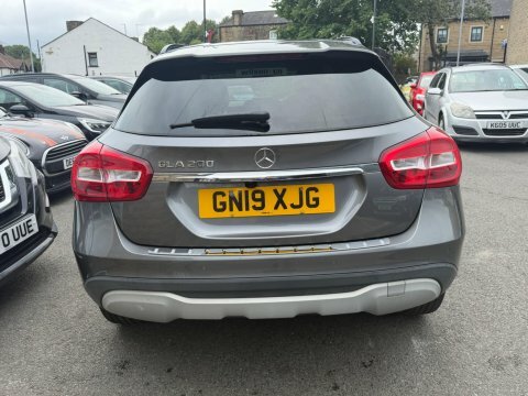 Mercedes-Benz GLA Class 2019 19 Gla Grey #5