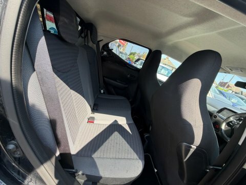 Toyota Aygo 2018 68 Vvt-i Black #6