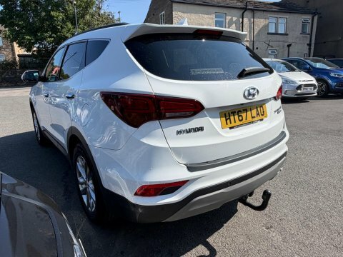Hyundai Santa Fe 2018 67 Crdi White #4