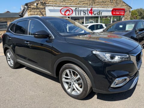 MG HS 2022 72 Exclusive Black
