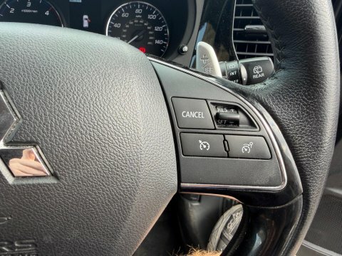 Mitsubishi Outlander Phev Juro Black #11