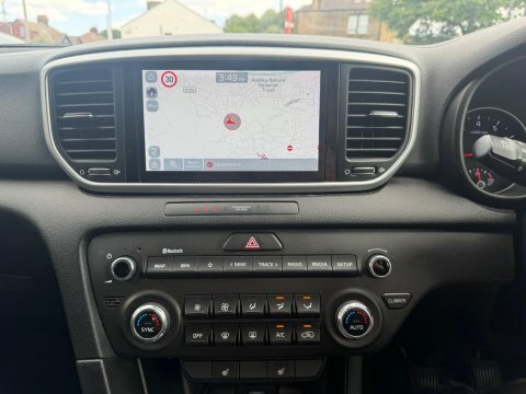 Kia Sportage White #14