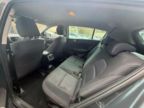 Kia Sportage White #9
