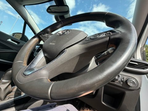 Vauxhall Crossland X Hatchback Blue #17