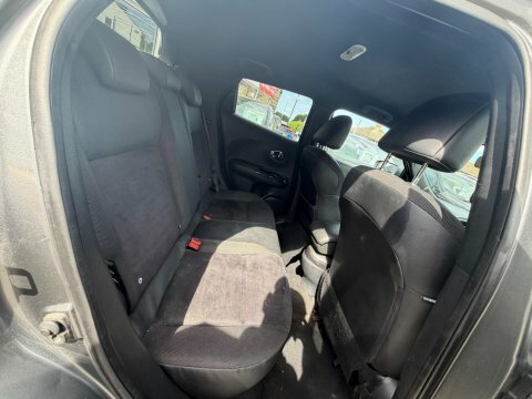 Nissan Juke Suv Black #8