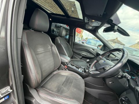 Ford Kuga 1.5 Titanium 148 Bhp White #8