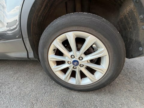 Ford Kuga 2.0 Tdci 180 Titanium #13