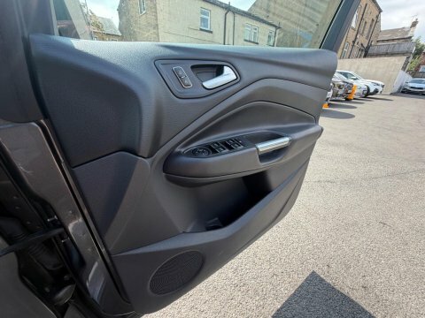 Ford Kuga 2.0 Tdci 180 Titanium #12