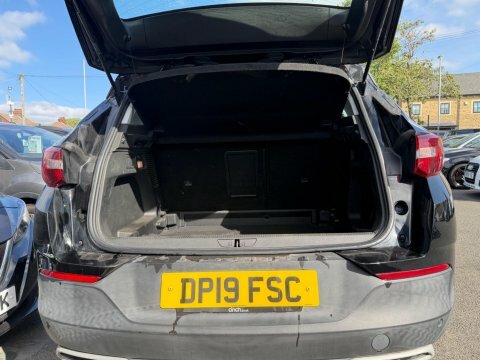 Vauxhall Grandland X Tech Line Nav Grey #18