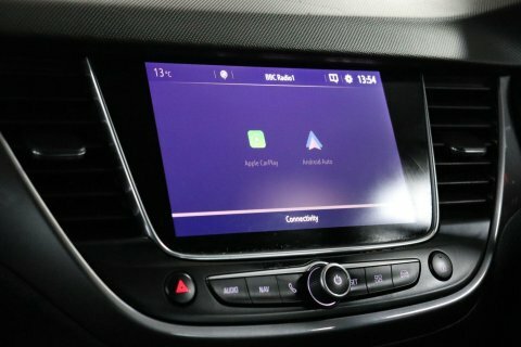 Vauxhall Crossland X White #33