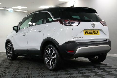 Vauxhall Crossland X White #17