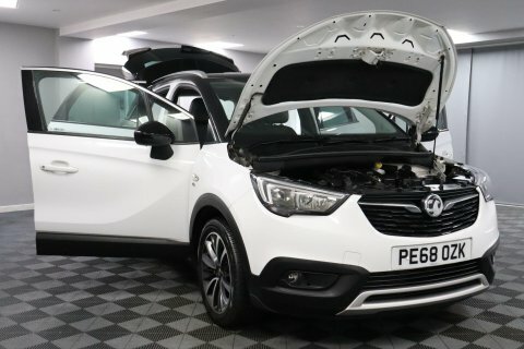 Vauxhall Crossland X White #11