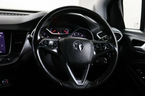 Vauxhall Crossland X White #40