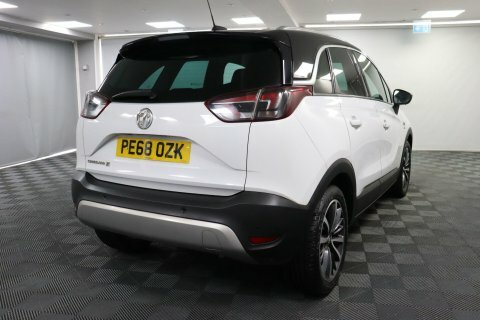 Vauxhall Crossland X White #8