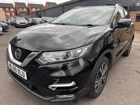 Nissan Qashqai 2019 69 Dci Black #4