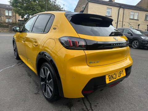 Peugeot e-208 50 Kwh 2021 Yellow #4