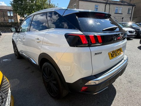 Peugeot 3008 2019 19 Bluehdi White #4