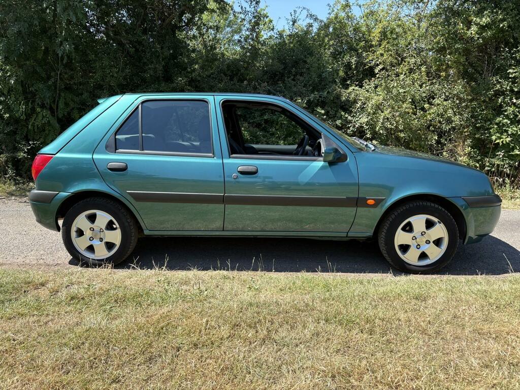 Ford Fiesta 1.3 Freestyle 200202 Green #6