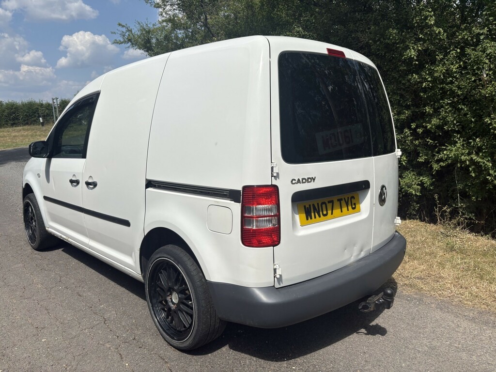 Volkswagen Caddy 1.9 Tdi Pd C20 White #4