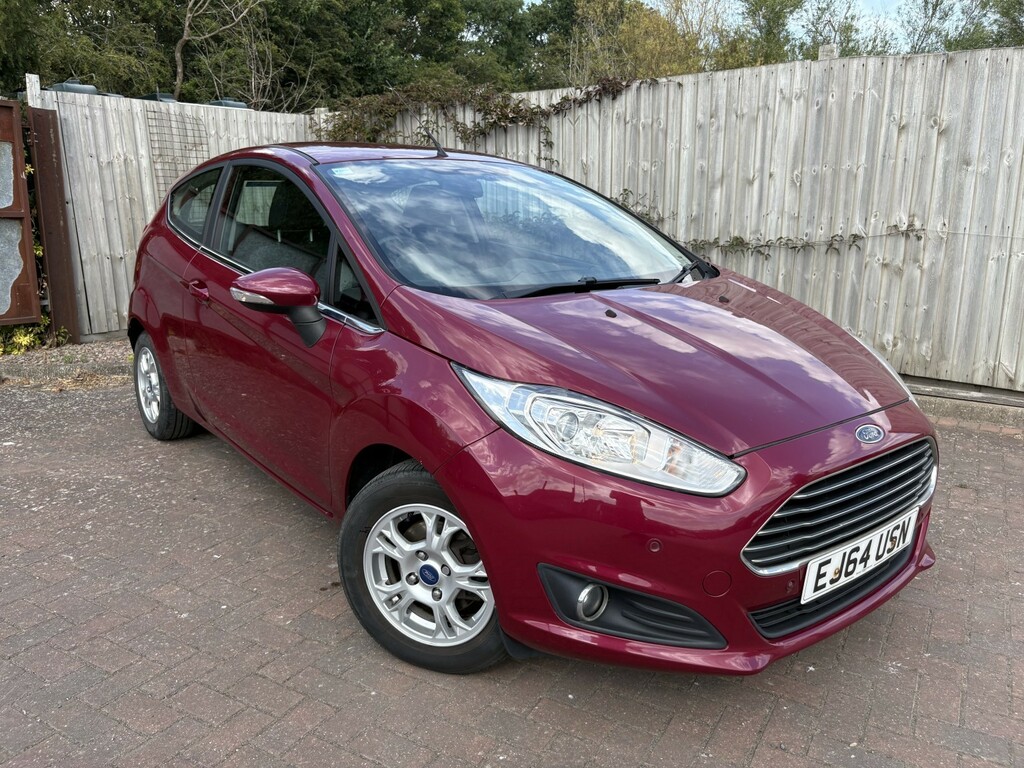 Ford Fiesta 1.6 Tdci Econetic Zetec 201464 Red