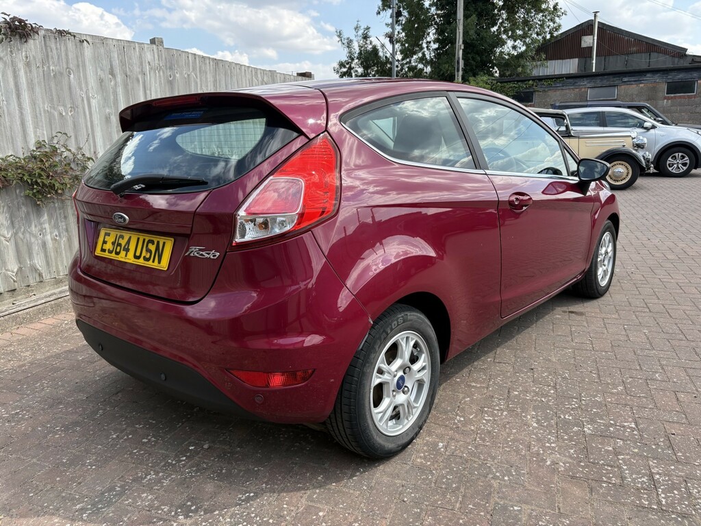 Ford Fiesta 1.6 Tdci Econetic Zetec 201464 EJ64USN Red #3
