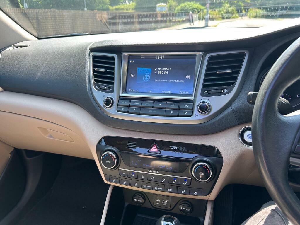 Hyundai Tucson Suv Black #13