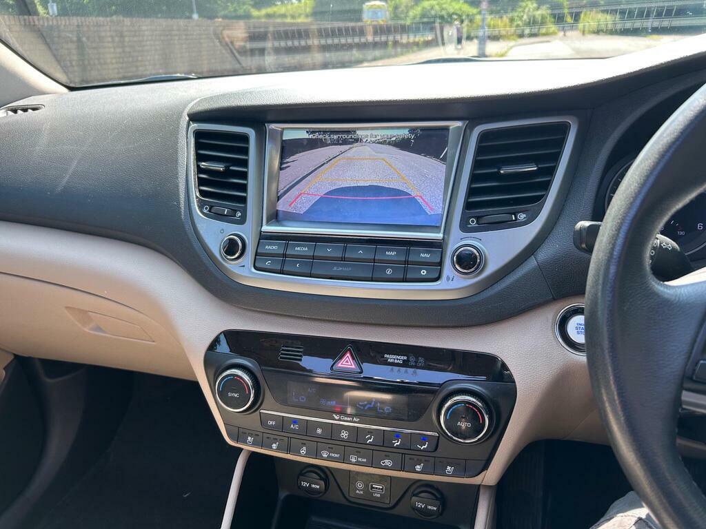 Hyundai Tucson Suv Black #14