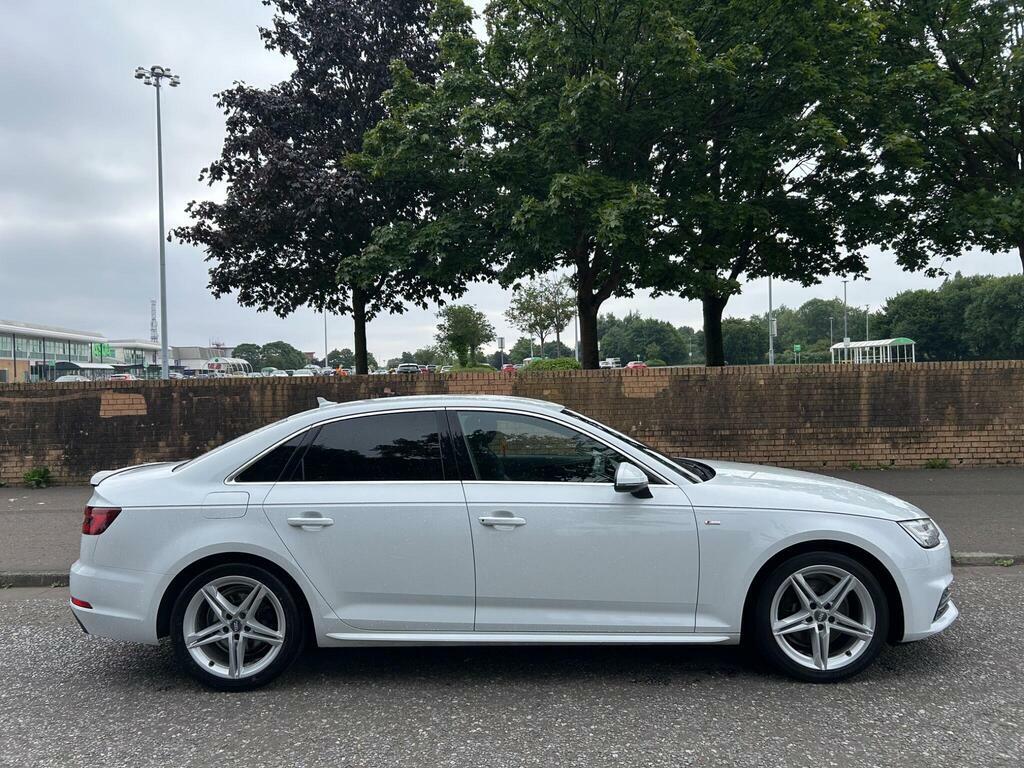 Audi A4 Estate Black #9