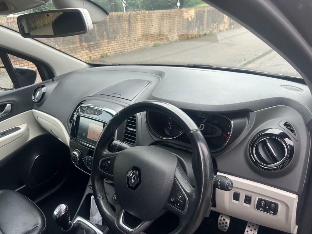Renault Captur Diesel #12