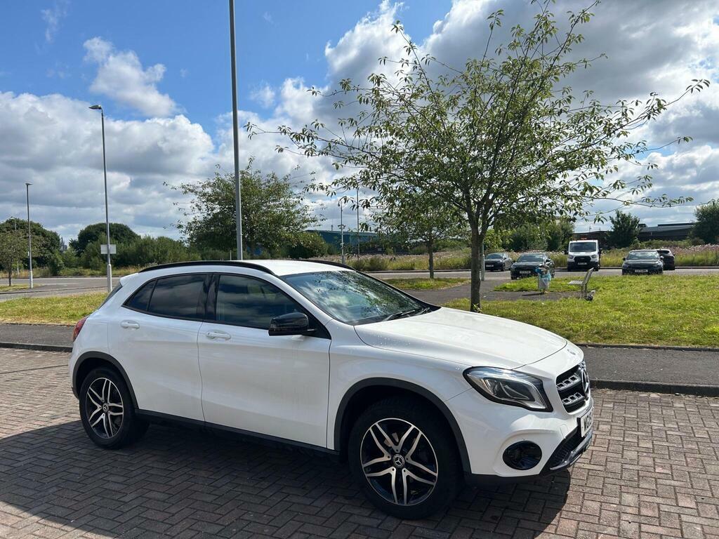 Mercedes-Benz GLA Class 1.6 Gla180 Urban Edition 7G-dct Euro 6 S S White #2