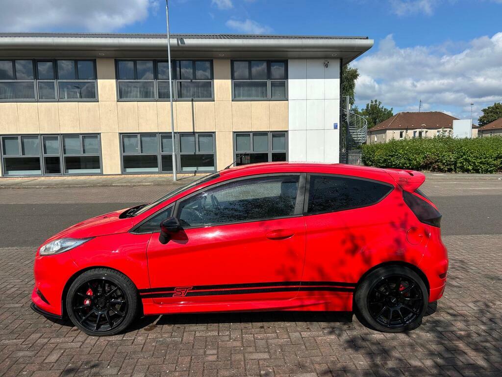 Ford Fiesta Zetec White #7